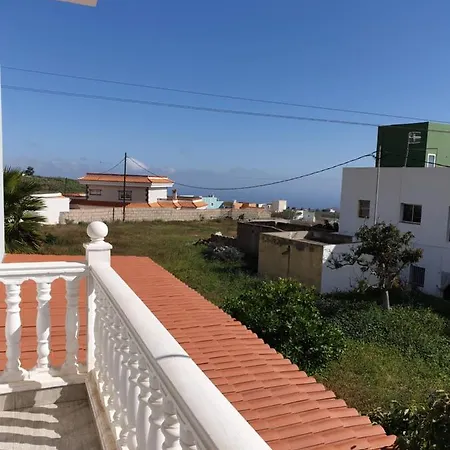 ゲストハウス Casa Rural Fayna グラナディージャ・デ・アボナ